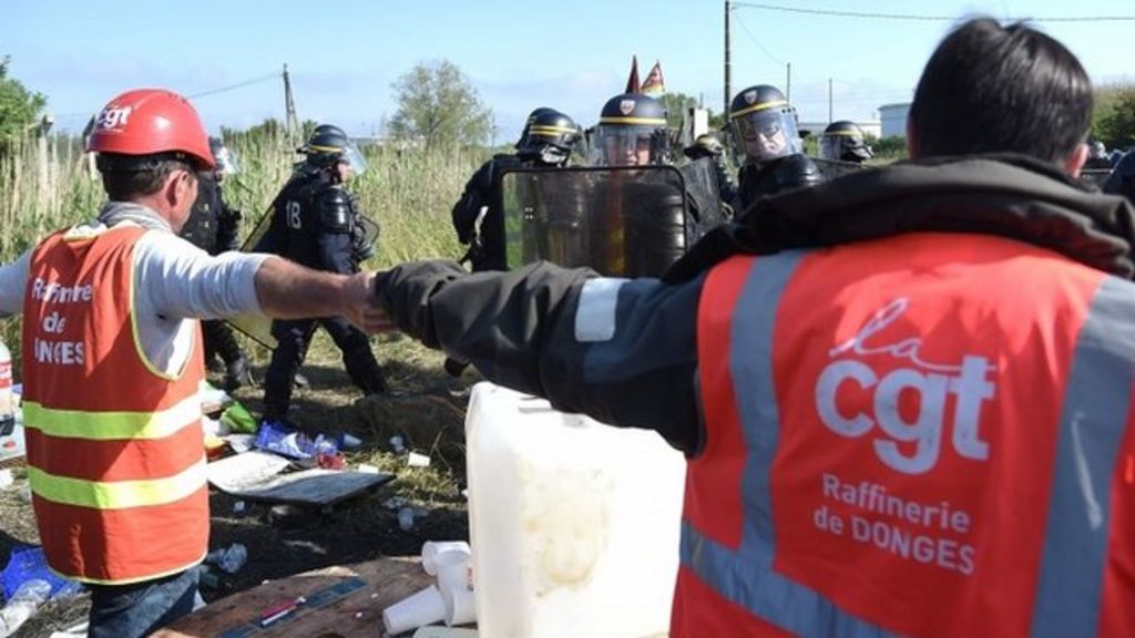 VIDEO: France strike fuels motorists' fears