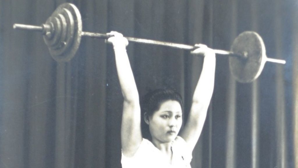 The teenage weightlifting beauty queen