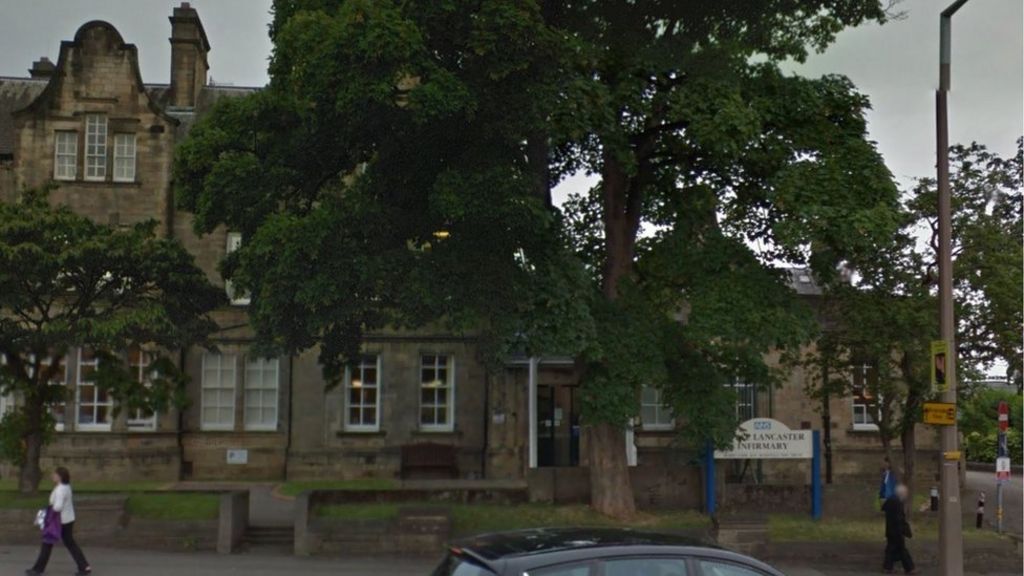 Hospital closes ward amid flu outbreak