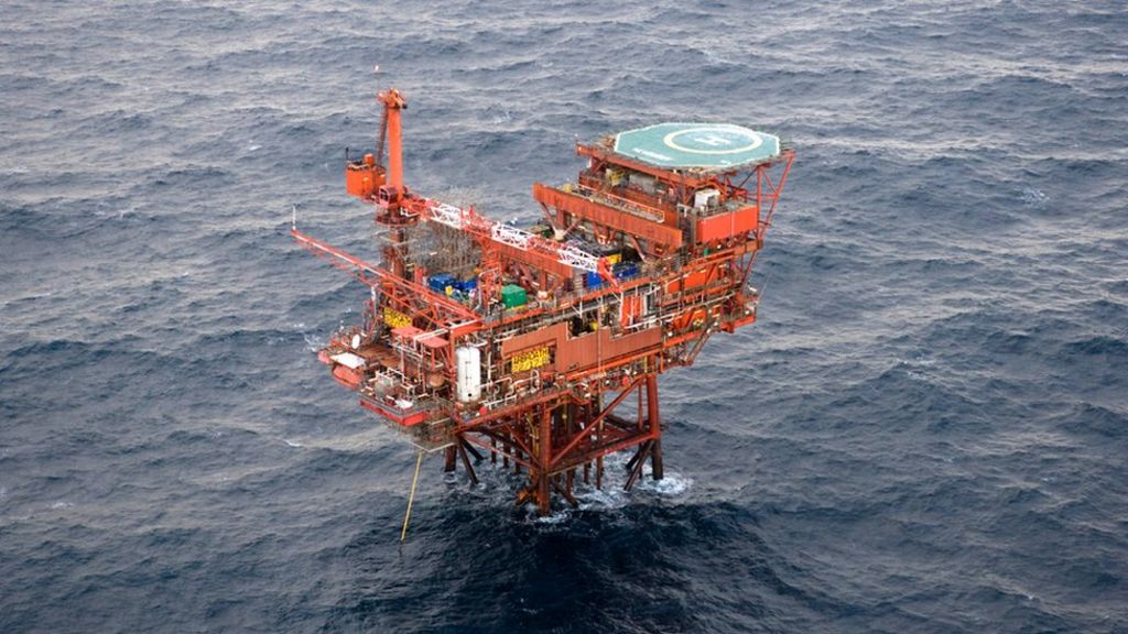 Investigation into suspected North Sea oil leak