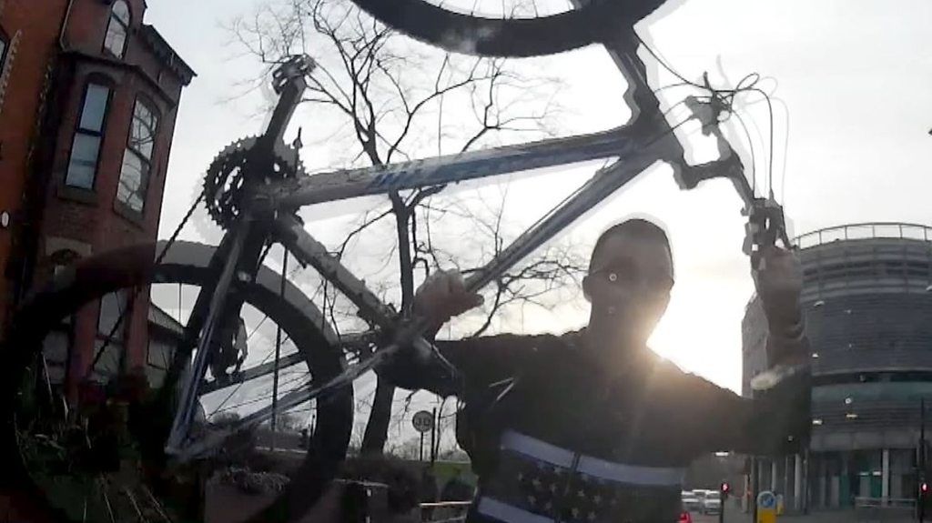Cycle rage in Manchester investigated by police