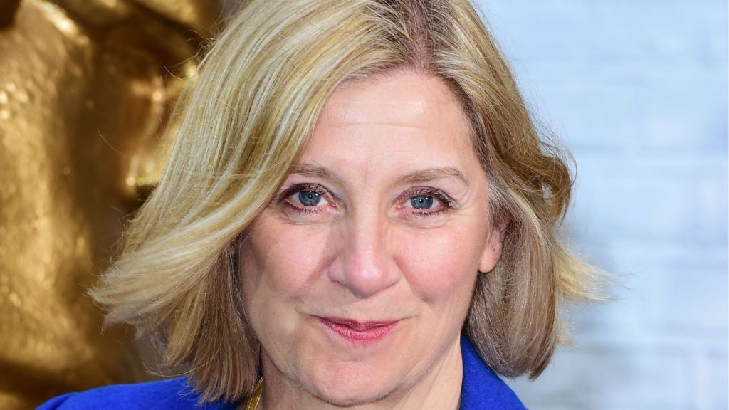 Victoria Wood fans to choose star's memorial statue