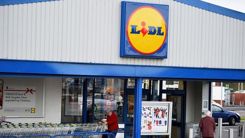 Lidl introduces recommended living wage