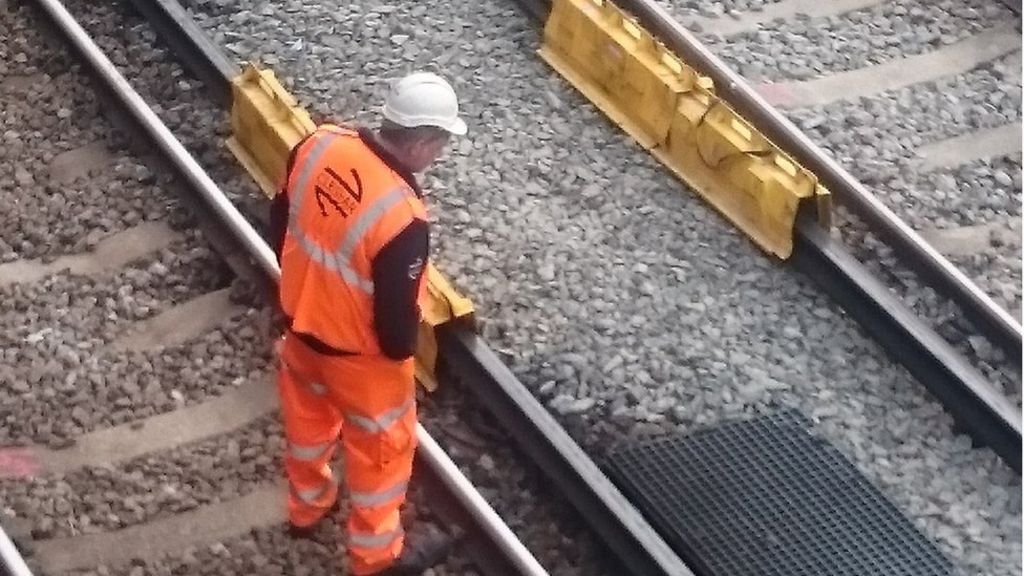 Forest Hill: New hole hits London Bridge rail services