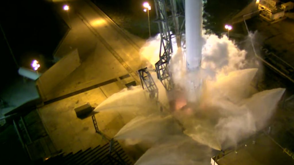 SpaceX calls last-second rocket abort