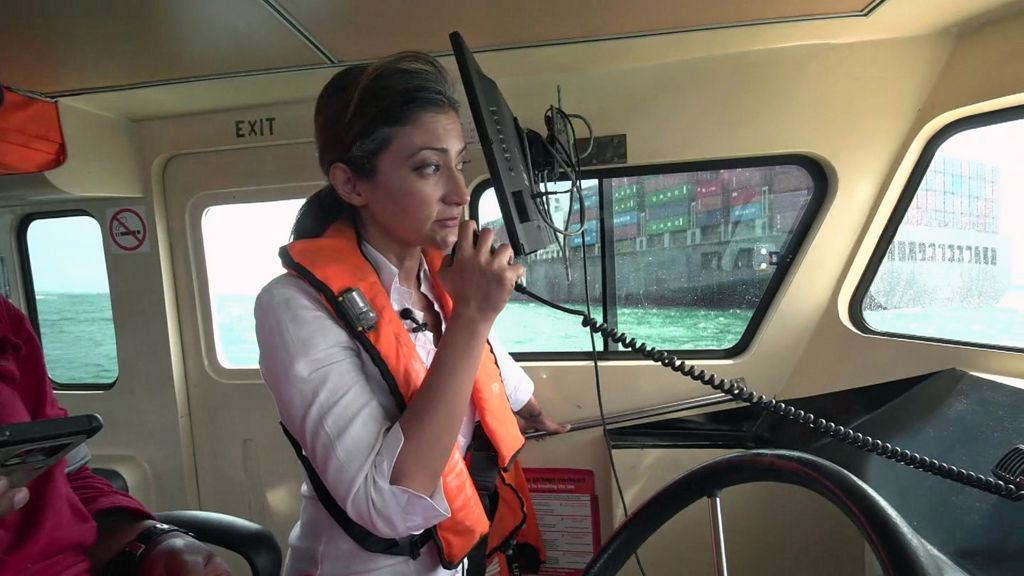Searching for a stranded Hanjin ship