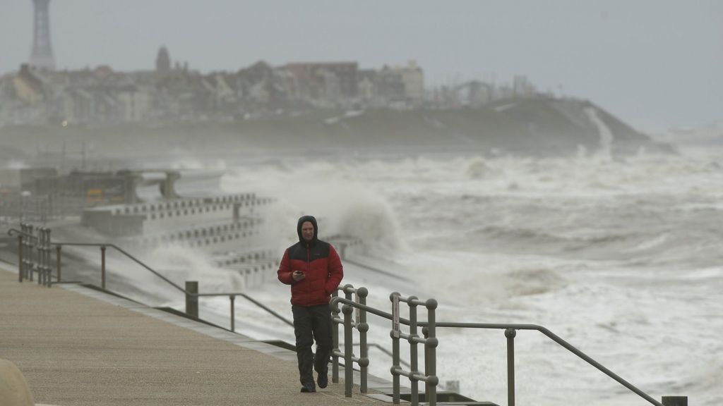 Rain leads to severe flood warnings