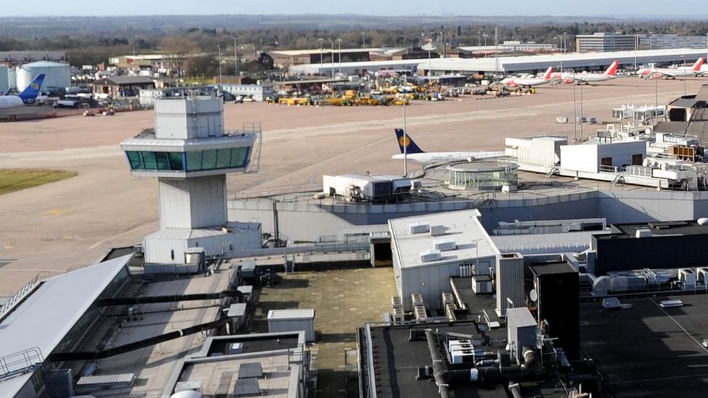 Two released over airport bomb hoax