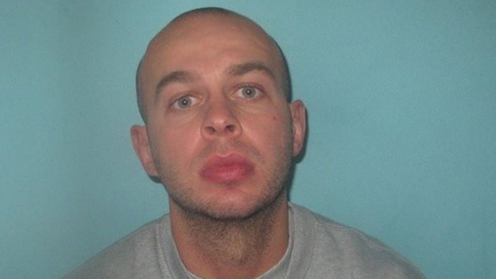 Robber released from jail in error
