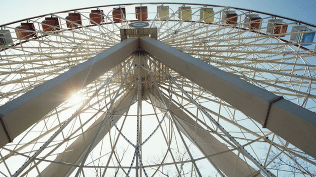 Seattle's Ferris wheel hit by drone