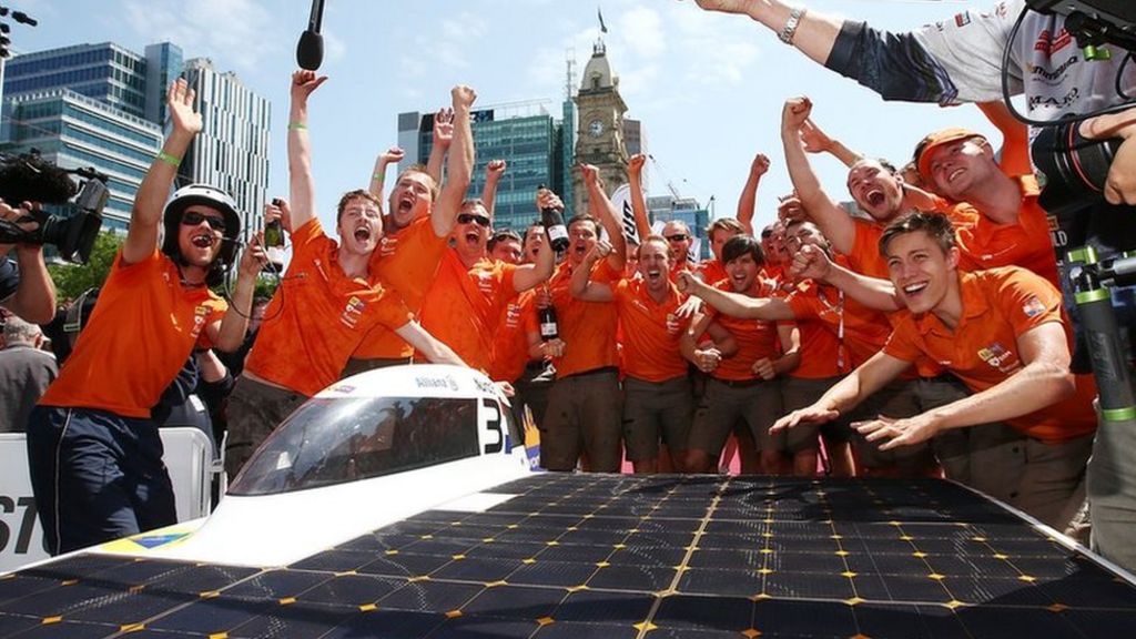 Dutch university wins solar car race