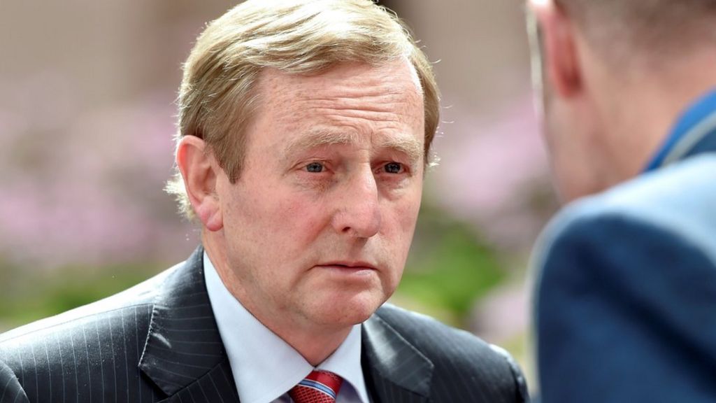 Brexit: Irish PM Enda Kenny considers all-Ireland forum