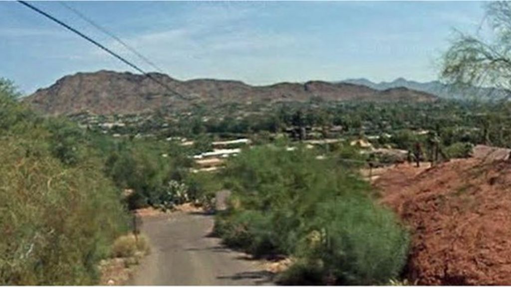 Solihull woman Ravinder Takhar died in US canyon, police say - BBC News