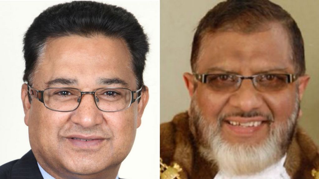 Labour suspends Israel row councillors