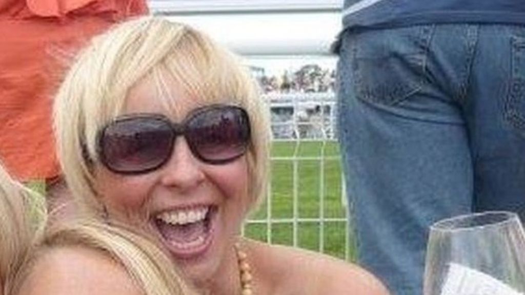 Dental nurse banned for poor hygiene