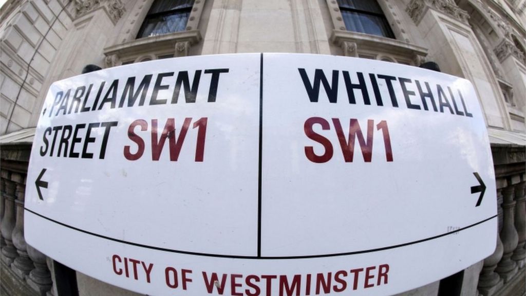 Brexit: Civil service 'needs more staff'
