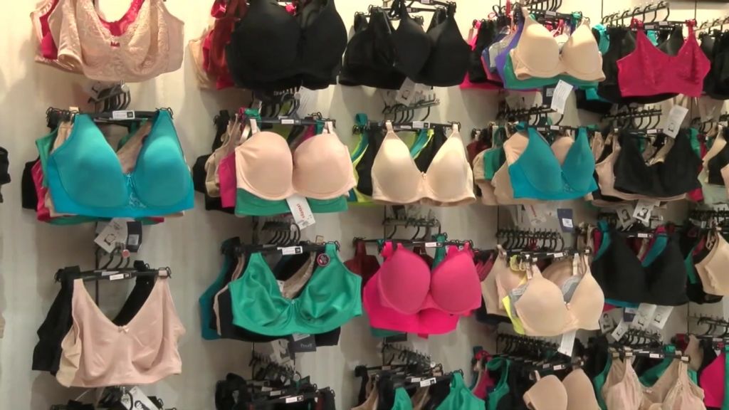 VIDEO: Shaking up India's lingerie market