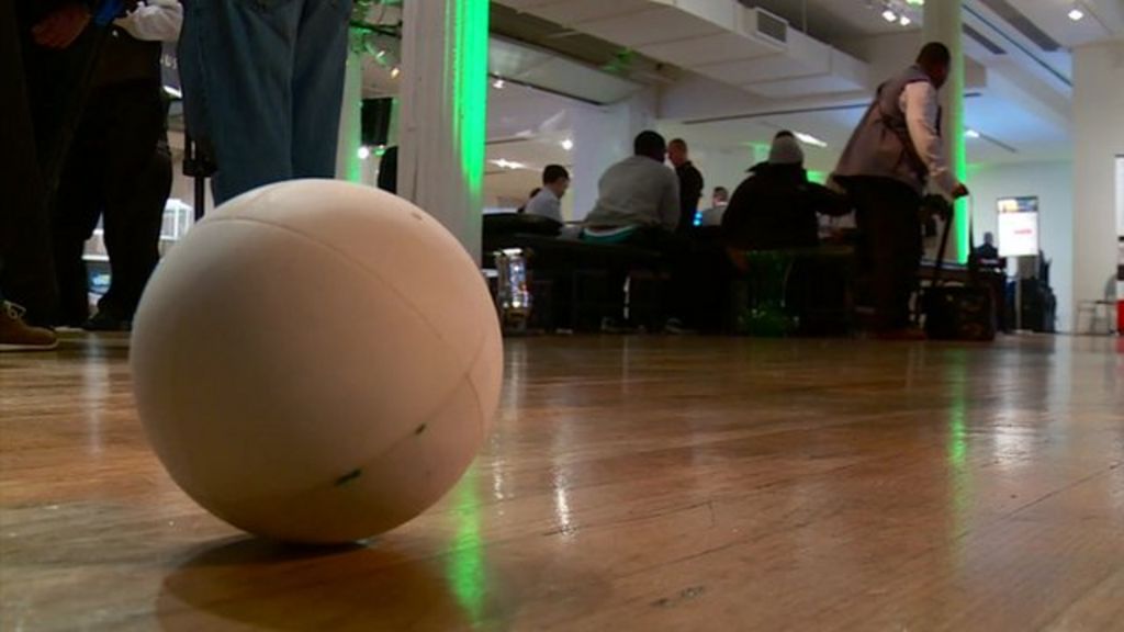 VIDEO: Rolling CCTV camera can monitor homes