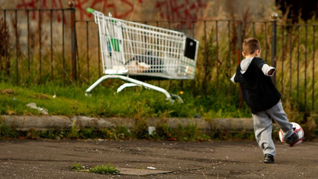 Poverty costs UK £78bn a year, Joseph Rowntree Foundation says
