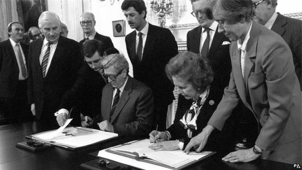 Secret papers: UDR denied 'pointing guns at Irish army'