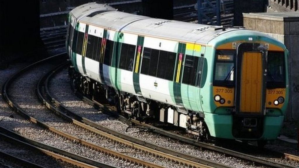 Acas intervenes in Southern rail dispute