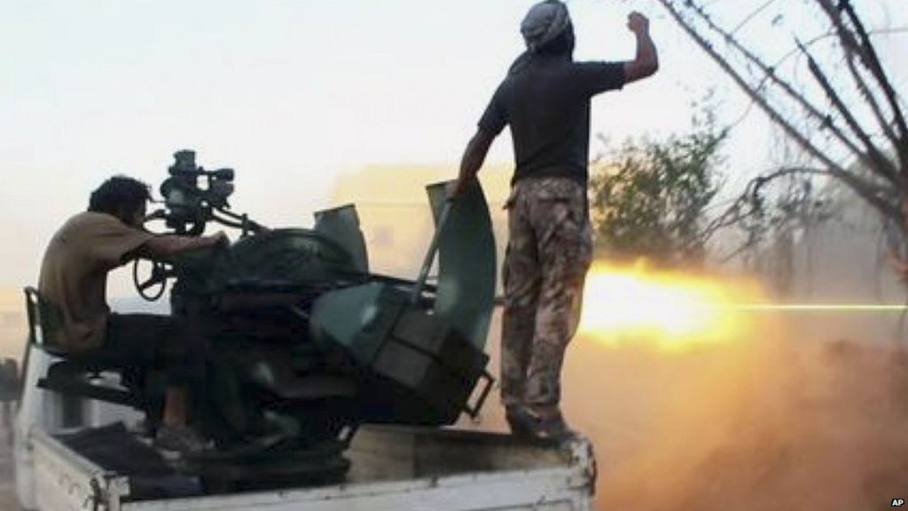 Air strikes defend US-trained Syrians