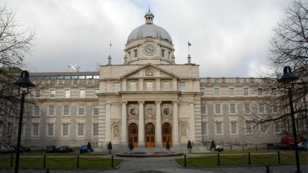 Sinn Fein to table no confidence motion in Irish government
