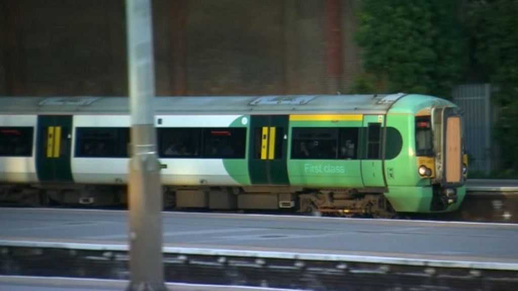 Southern Rail Strike Second Day Of Conductors Dispute Bbc News 3739