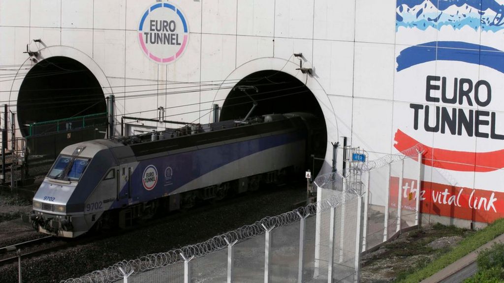 Eurostar resumes after suspension