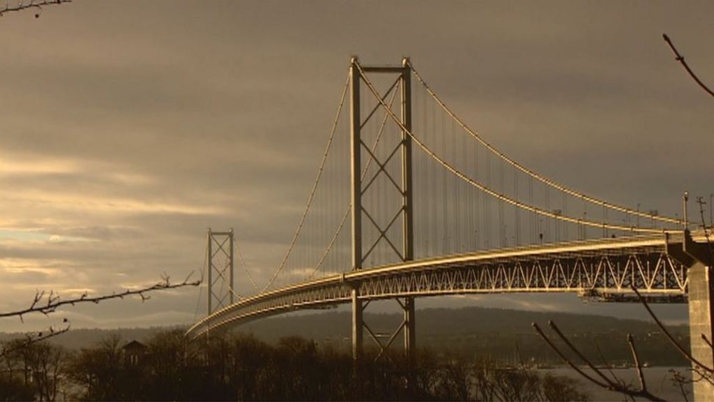 MSPs quiz Forth Road Bridge engineer