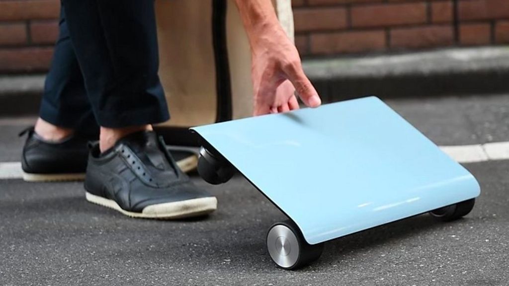 WalkCar: Hands-on with Japan's car-in-a-bag