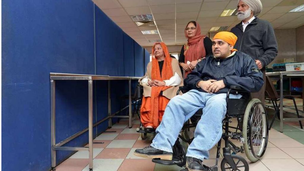 Wolverhampton gurdwara to remove screens separating worshippers