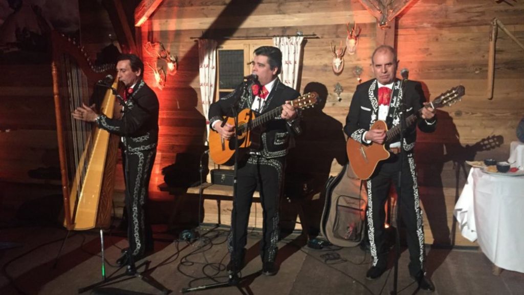 Mexico makes new friends at Davos