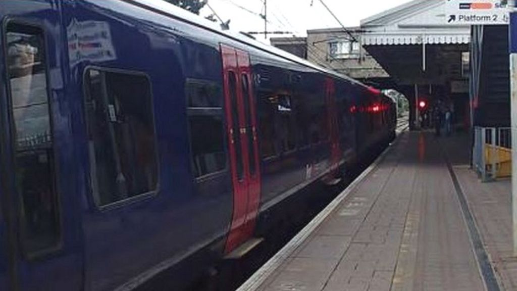 Train dragged woman by hand