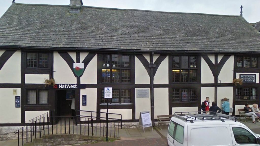 NatWest bank to close nine branches across north Wales