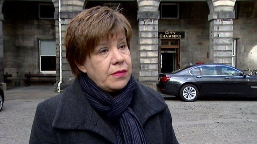 Edinburgh's transport leader Lesley Hinds to stand down