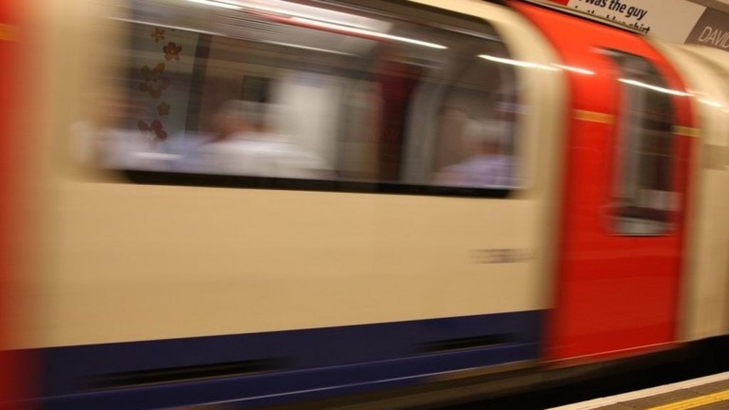 Bug causes bogus Tube travel warnings