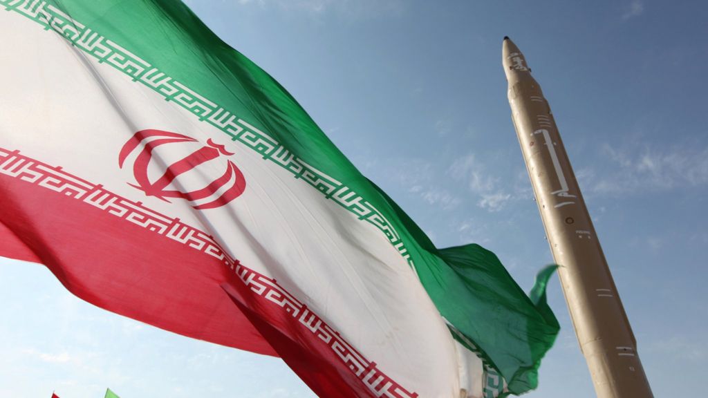 Iran 'conducts new missile tests'