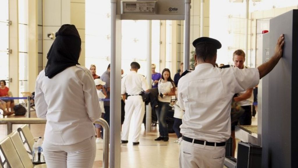 Airport security 'may need rethink'