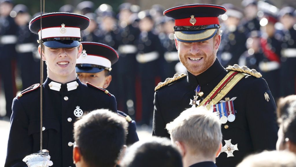 Prince Harry surprises school pupils