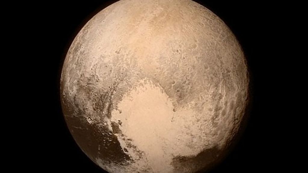 Nasa spacecraft speeds past Pluto