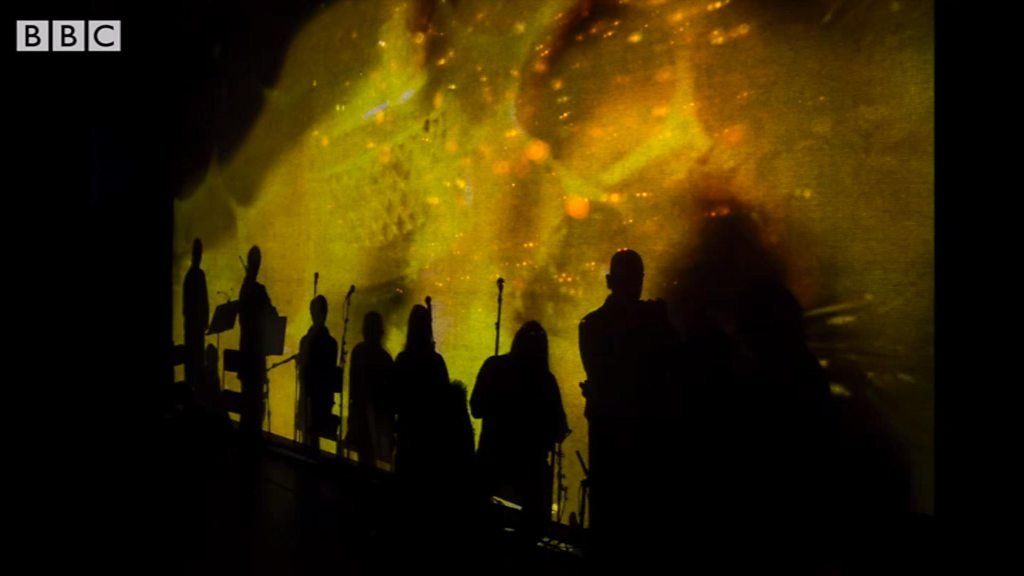 Glastonbury gig for honeybee band
