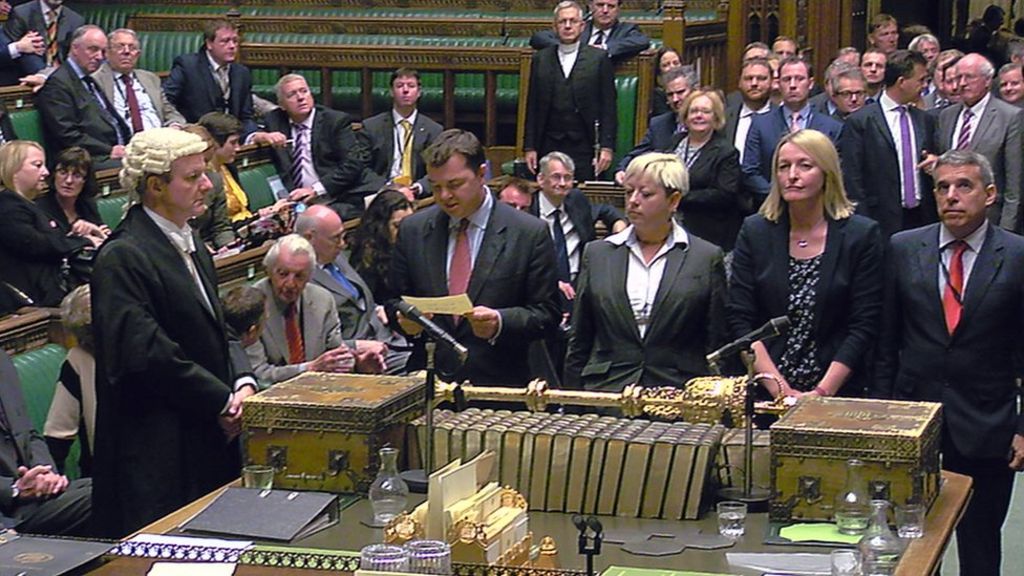 MPs approve Osborne's budget rules