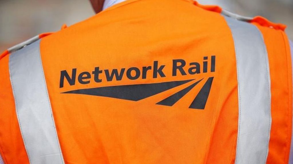 Network Rail misses punctuality target