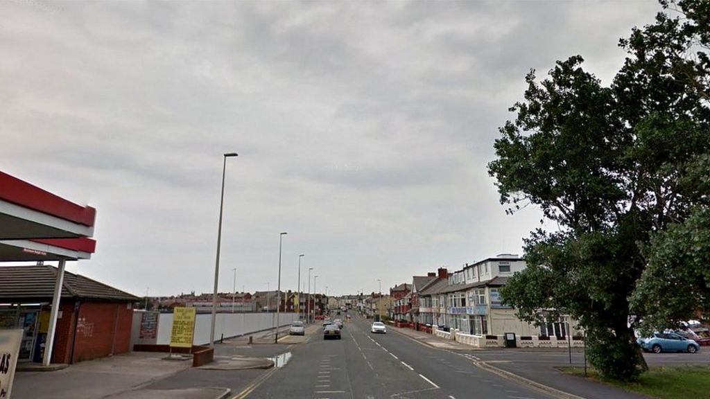 Arrested pair released over stab death