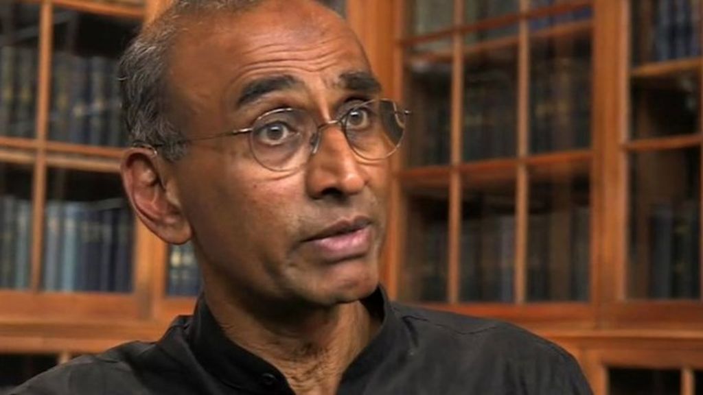 Royal Society head calls for 'underwriting' of research