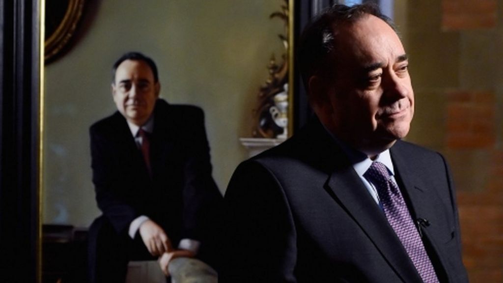 Salmond's portrait unveiling criticised