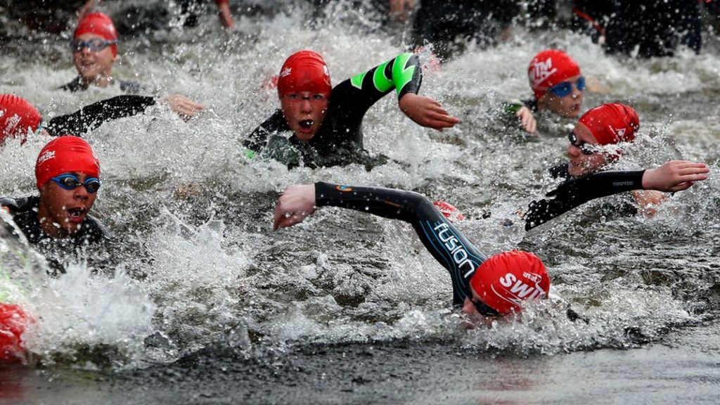 Loch Lomond swimmers take the plunge