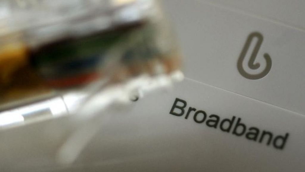 Adverts 'mask real broadband costs'