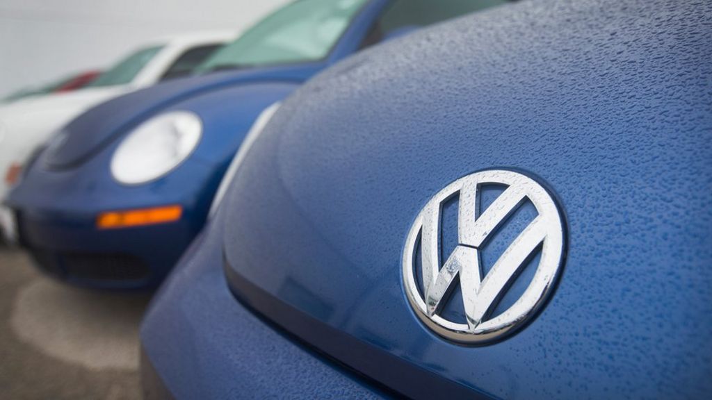 Volkswagen US sales fall by 25